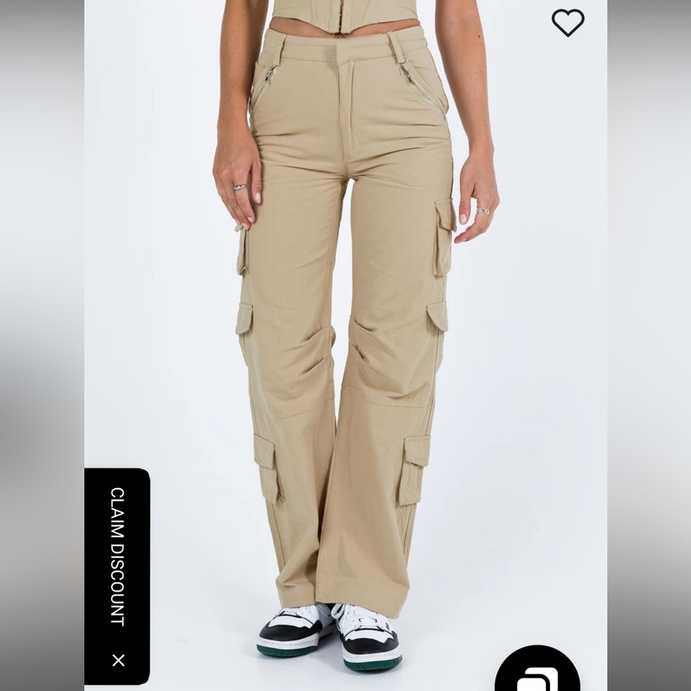 Princess Polly size 6 Beige Cargo pants
